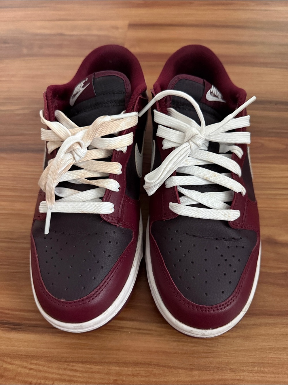 Nike Dunk Low
Dark Beetroot